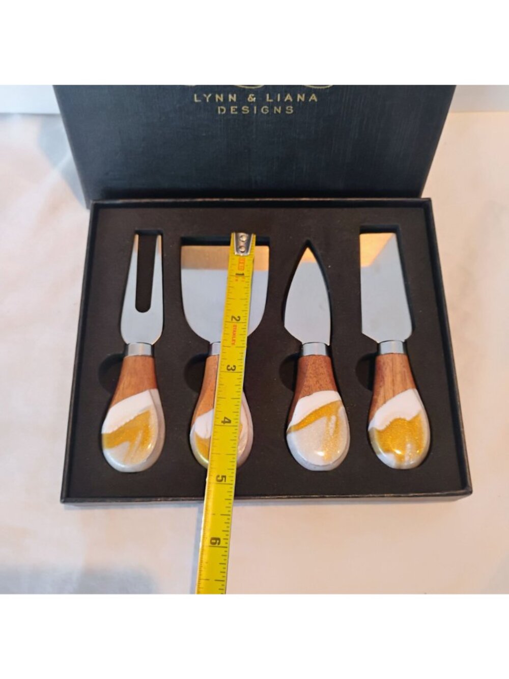 Lynn & Liana Designs Cheese Knife Set Wood Resin Handle Gold Glitter- NEW in Box - Picture 3 of 6